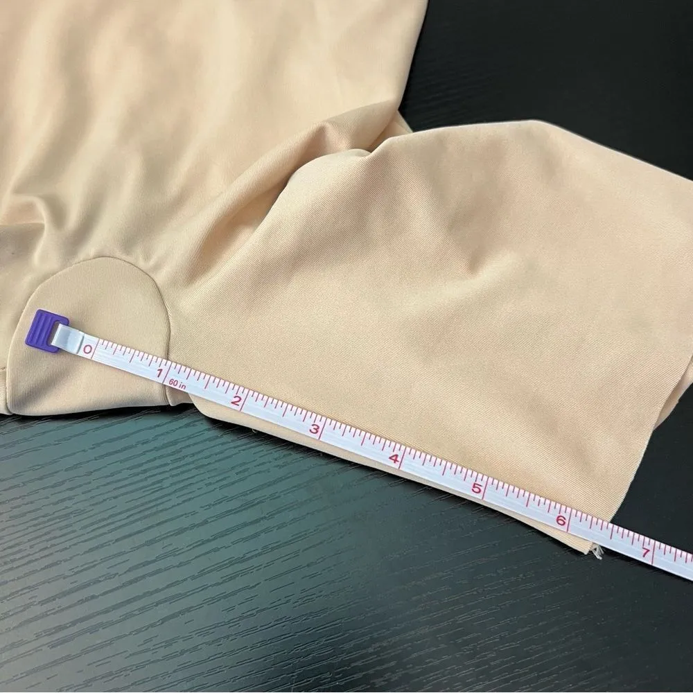 ✨ Assets by Spanx Women’s Cream Spandex Shorts Small Tan - Image 9