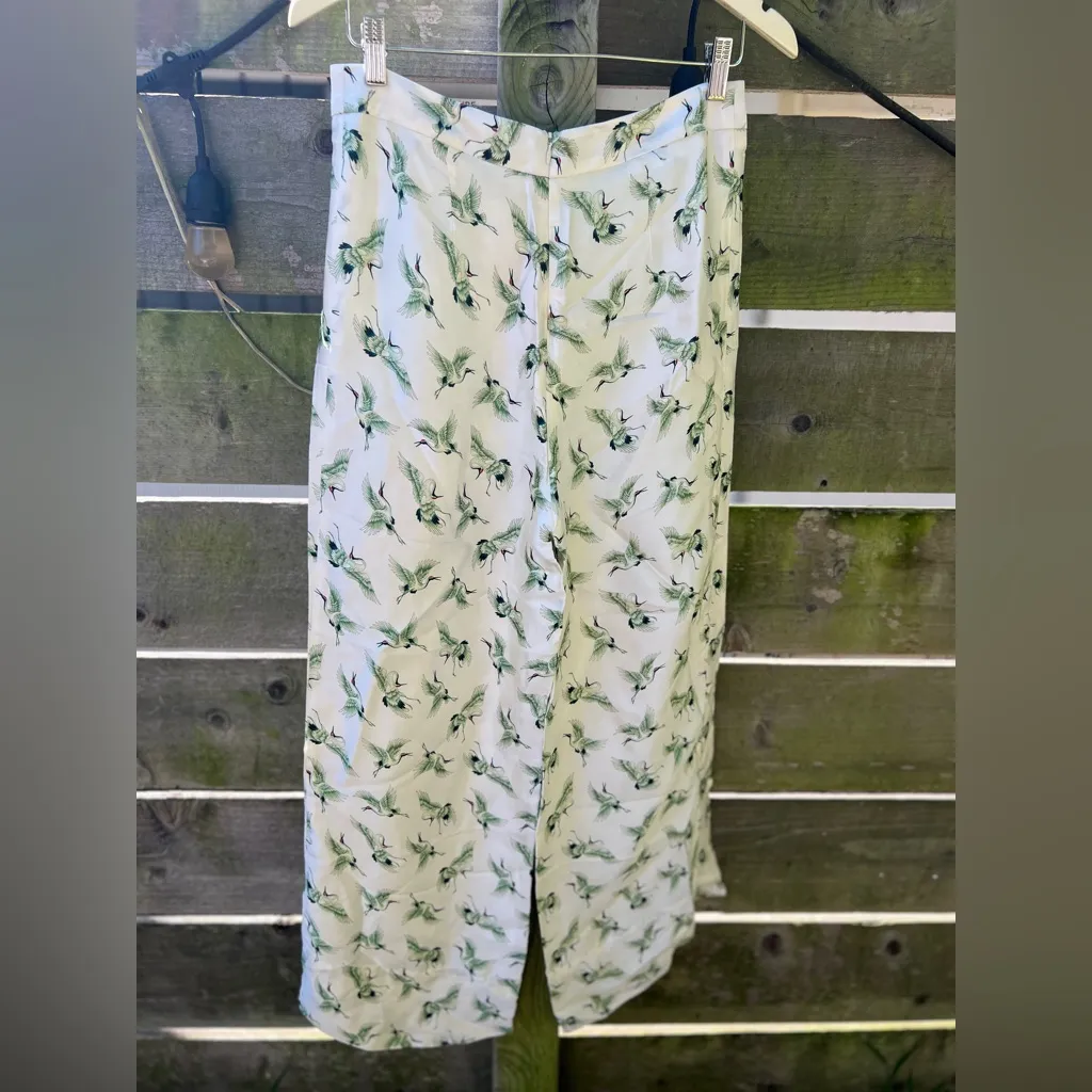 Hanh Collection Merriman $695 Wide Legged Pants White Green Bohemian Resortwear Size 6 - Image 2