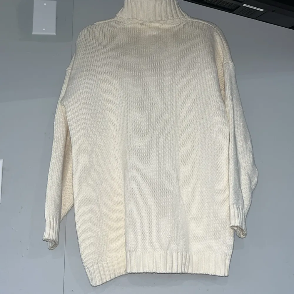 GAP Knit Sweater - Image 4