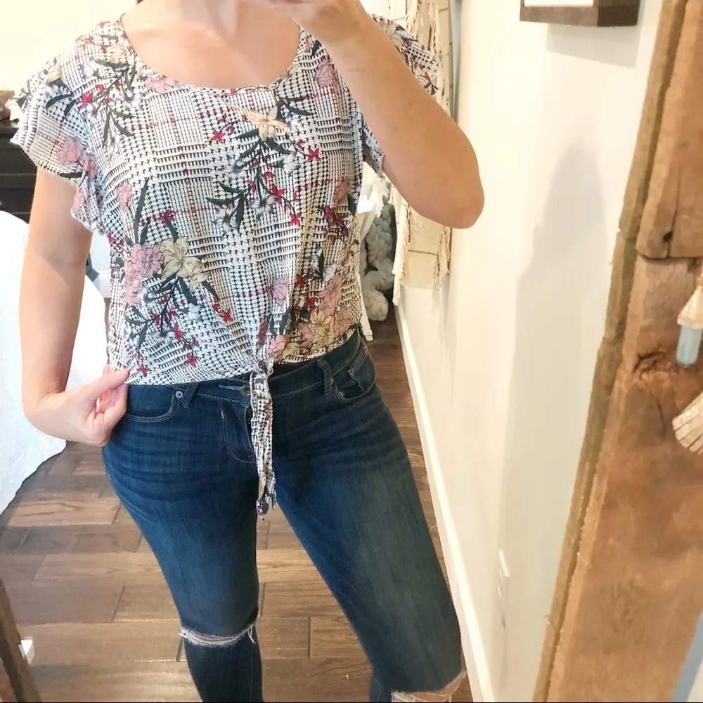 Truth floral boho tie front flutter sleeve blouse - Image 2