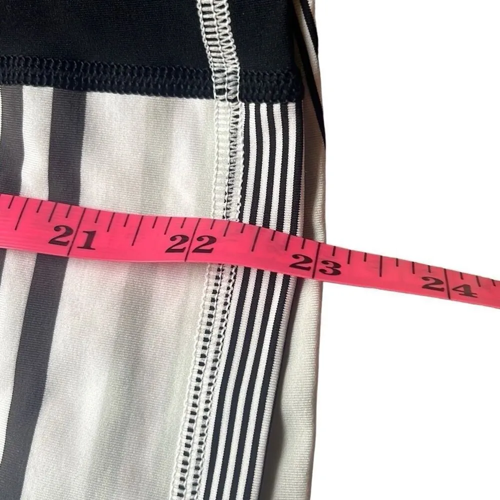 Lululemon Black Grey Striped Run: Fast Track Racerback Tank Top Sz 4 Yoga Gym - Image 7