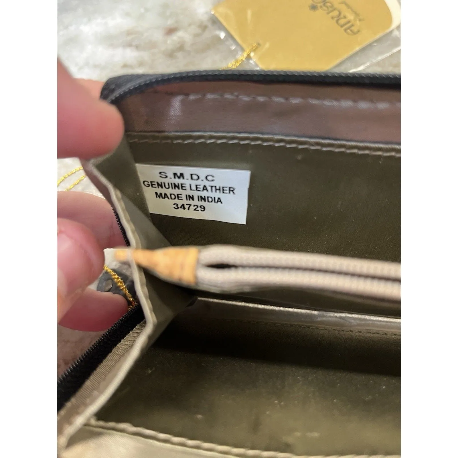 Anuschka Women's Hand Painted Wallet Floral Design Gray Green Leaves - Image 11