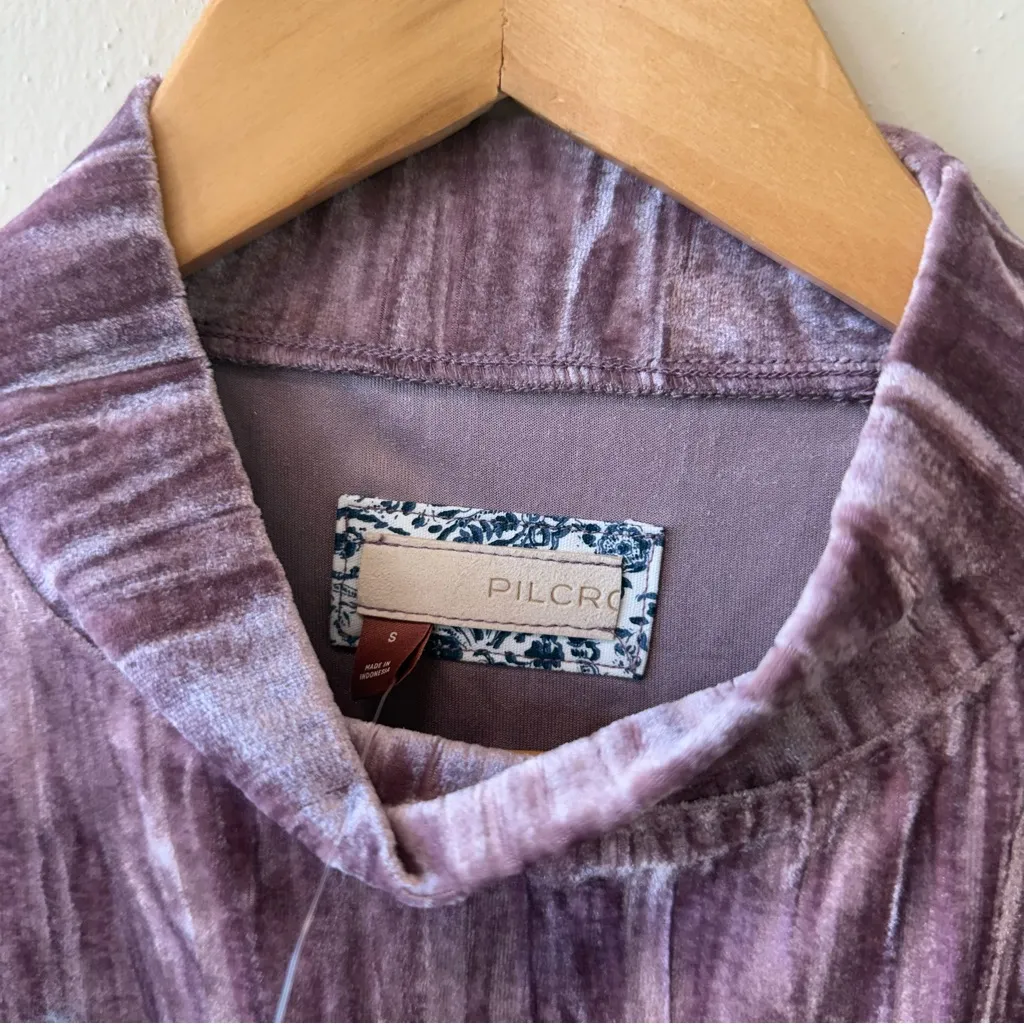 Anthropologie Pilcro Crushed Velvet Mock-Neck Top in Mauve Light Purple - Image 5