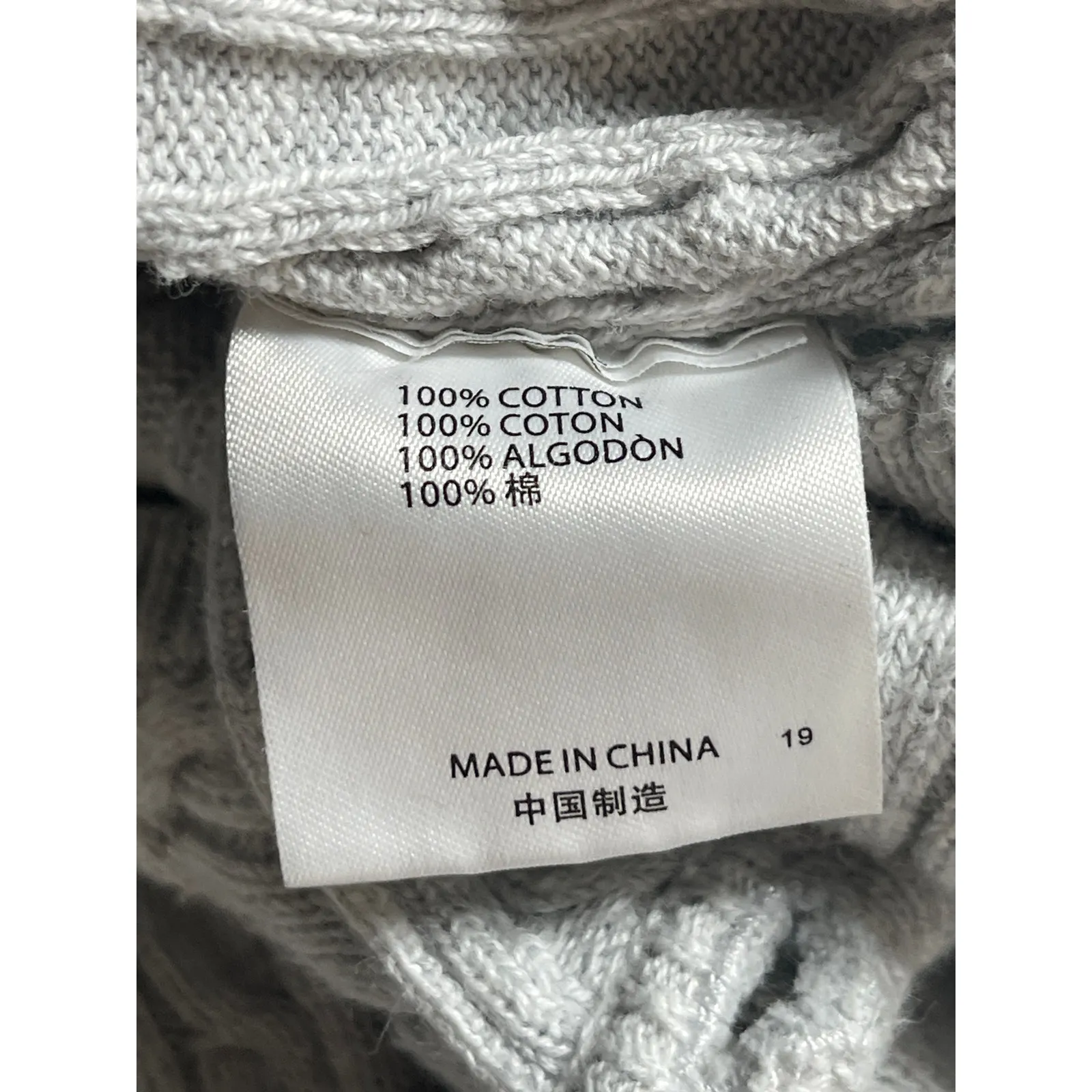 Brandy Melville Gray Ribbed Knit Long Sleeve Button Up Cardigan Sweater Size S/M - Image 4