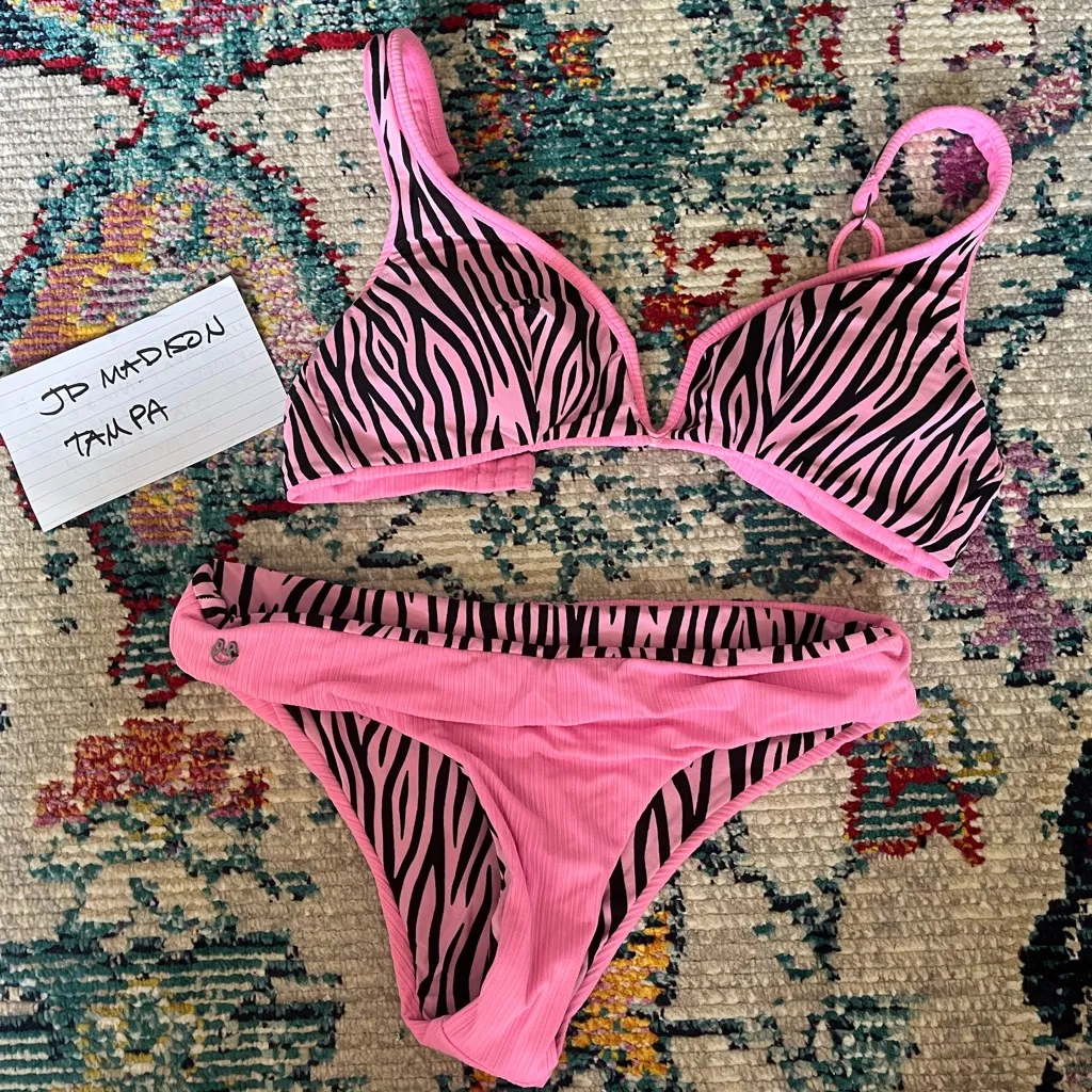 Maaji  reversible pink / zebra bikini set - Image 2