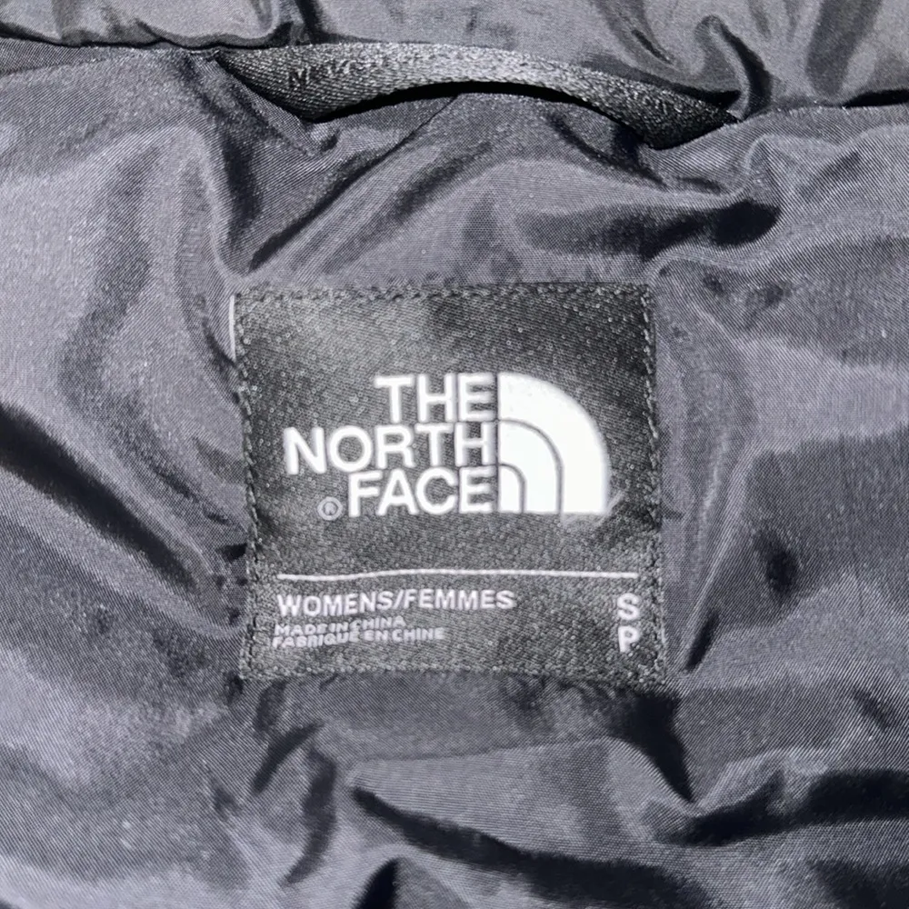 The North Face winter puffer - Image 4