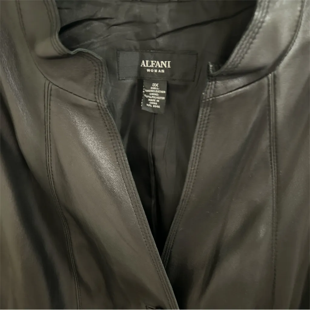 Alfani Women's Black Genuine Leather Collarless V-Neck Button-Front Jacket 3X - Image 3