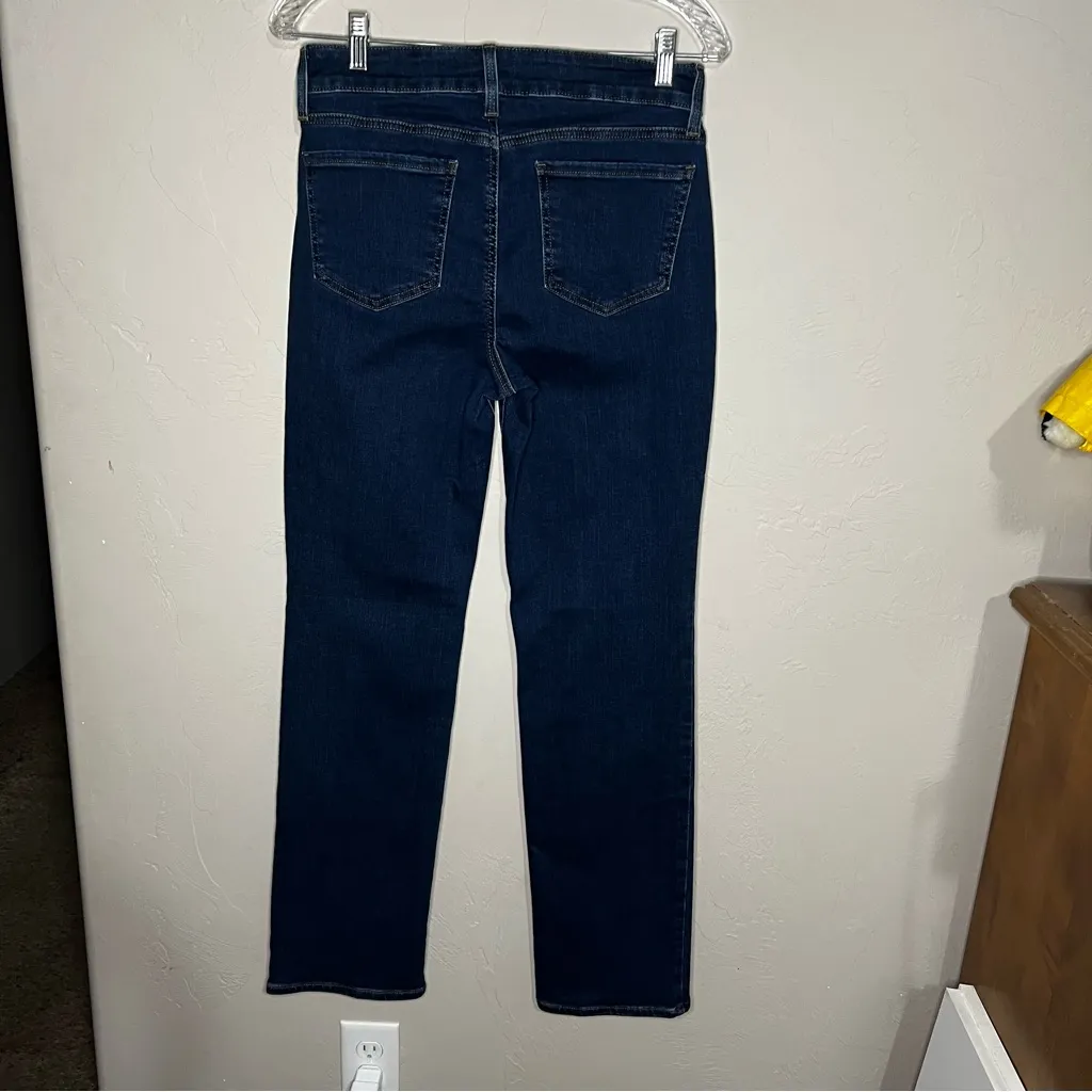 Marilyn Straight Quinn Lift Tuck Technology Denim Jeans - Image 10