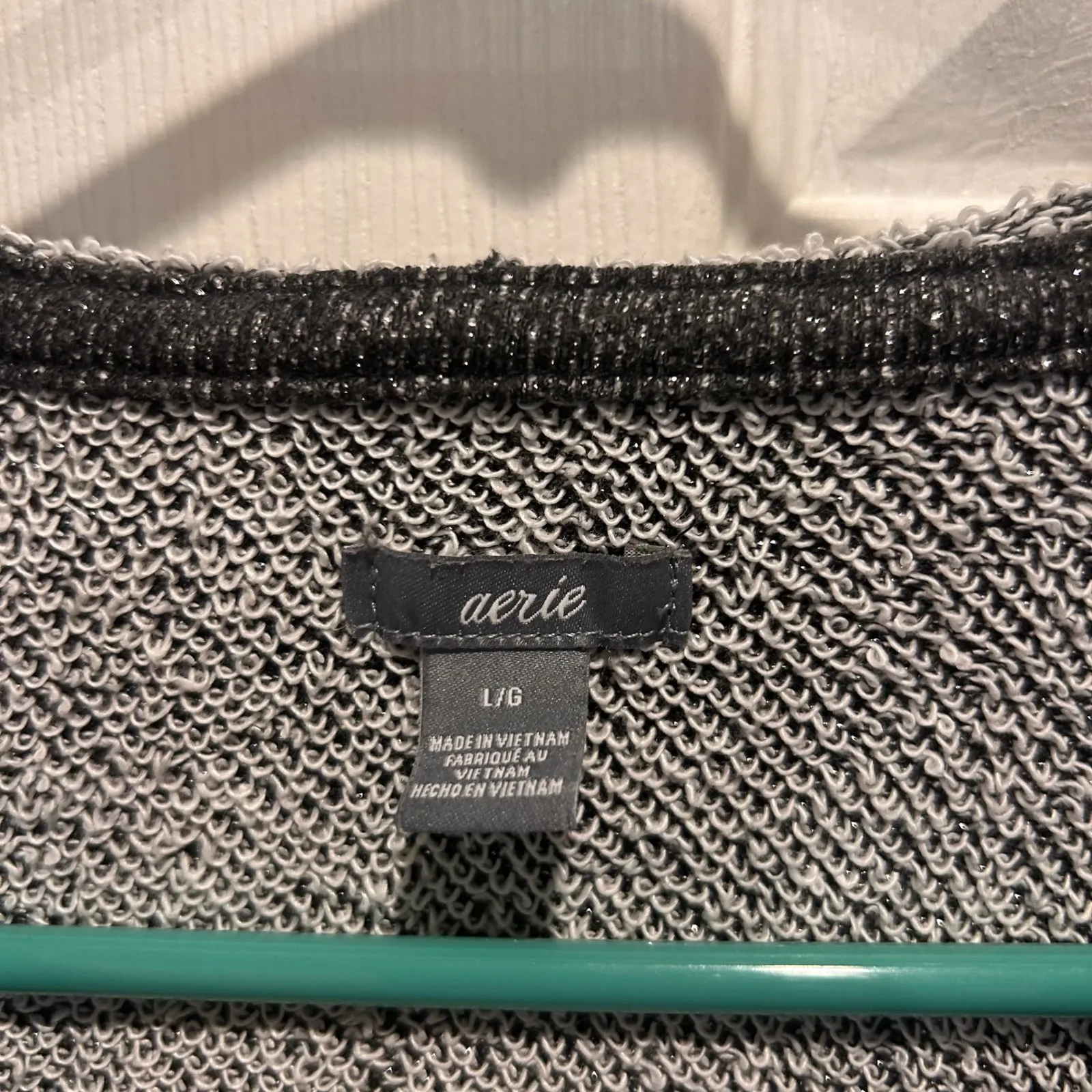 Aerie Hoodie Womens Large Silver Metallic Sparkle Drawstring‎ Pullover Top - Image 3