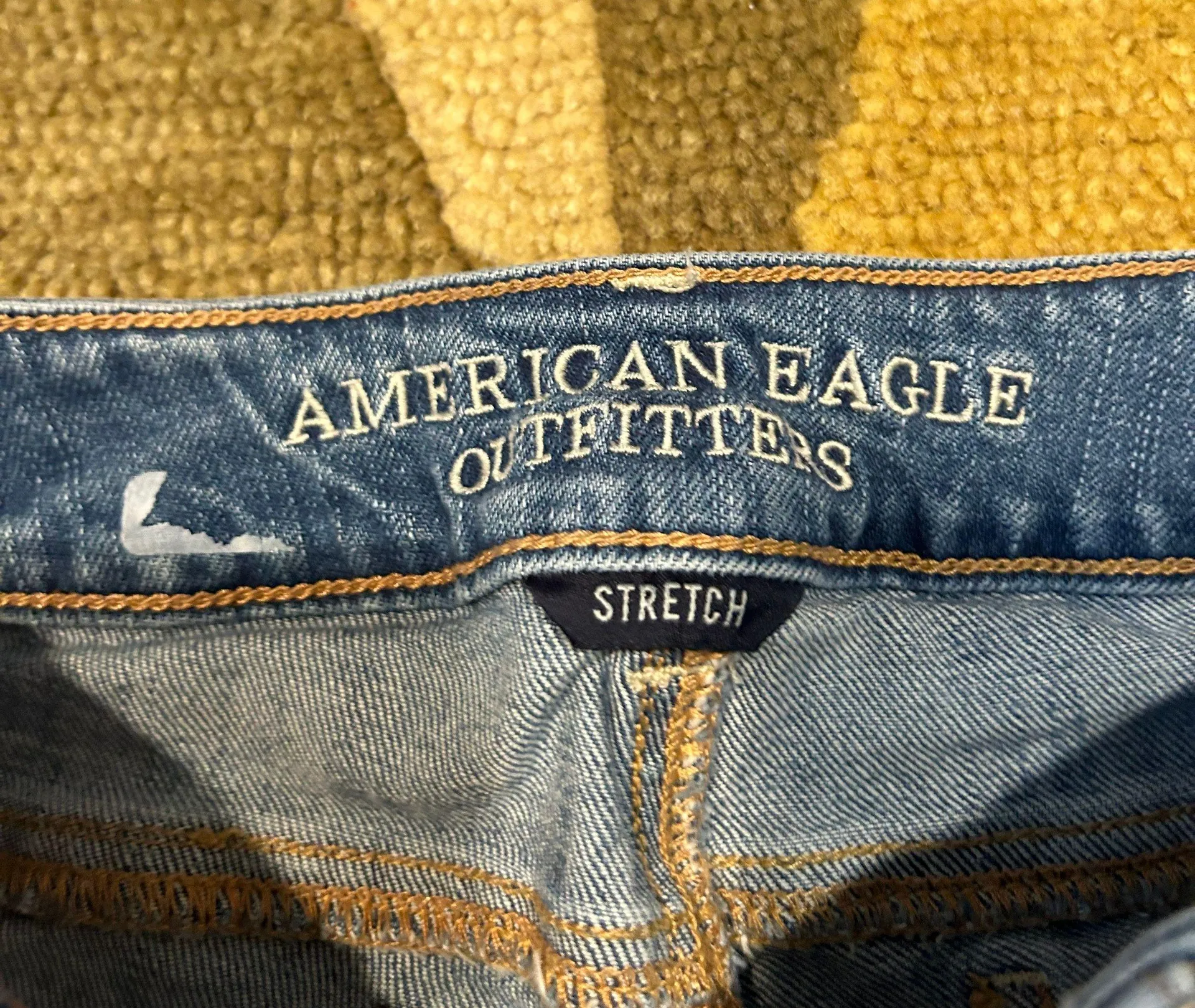 Like-New  Stretch Midi Denim Jean Shorts Distressed Size 0 - Image 2