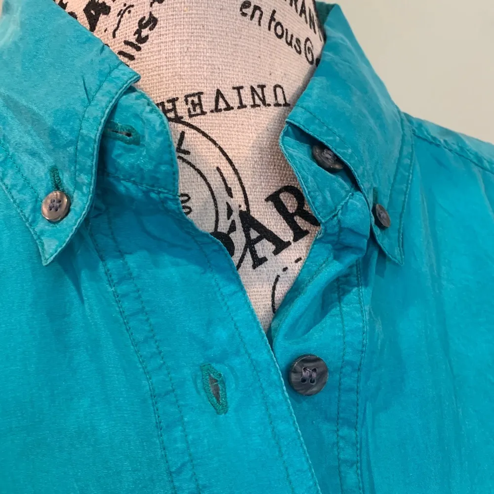 Vintage 80s Kunto Turquoise Button - Image 4