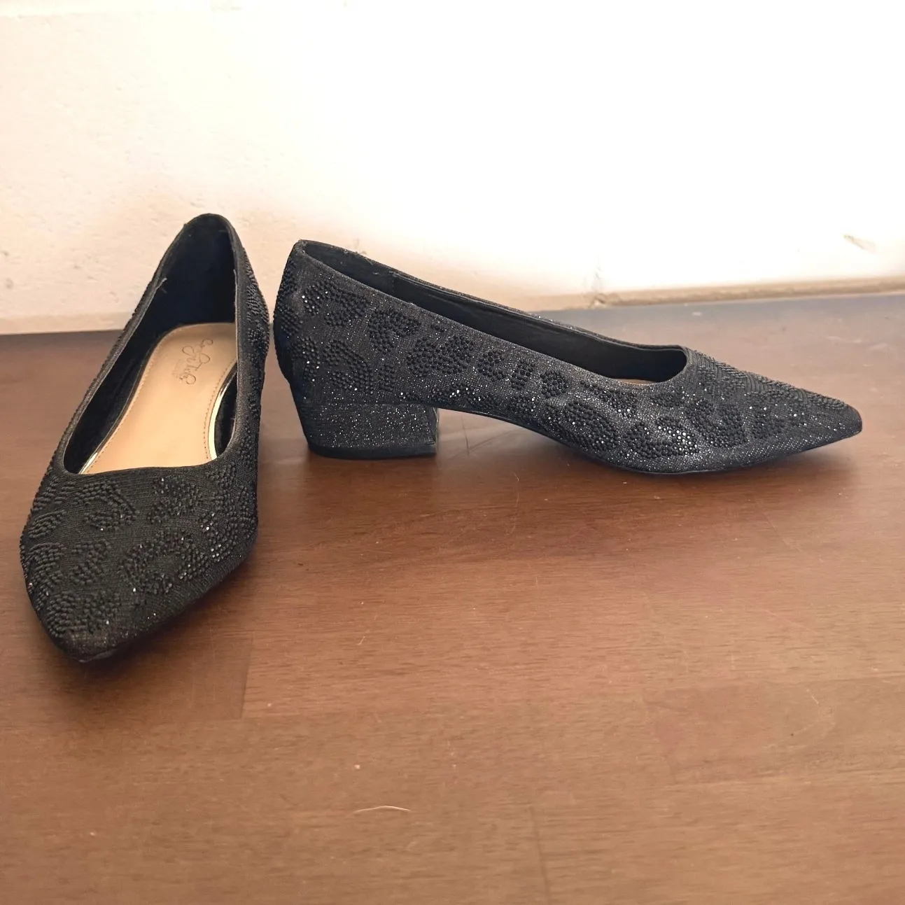 Carolyn Tucker Women Black Leopard Sparkle Pointed Toe Low Block Heels Shoes 6 - Image 4