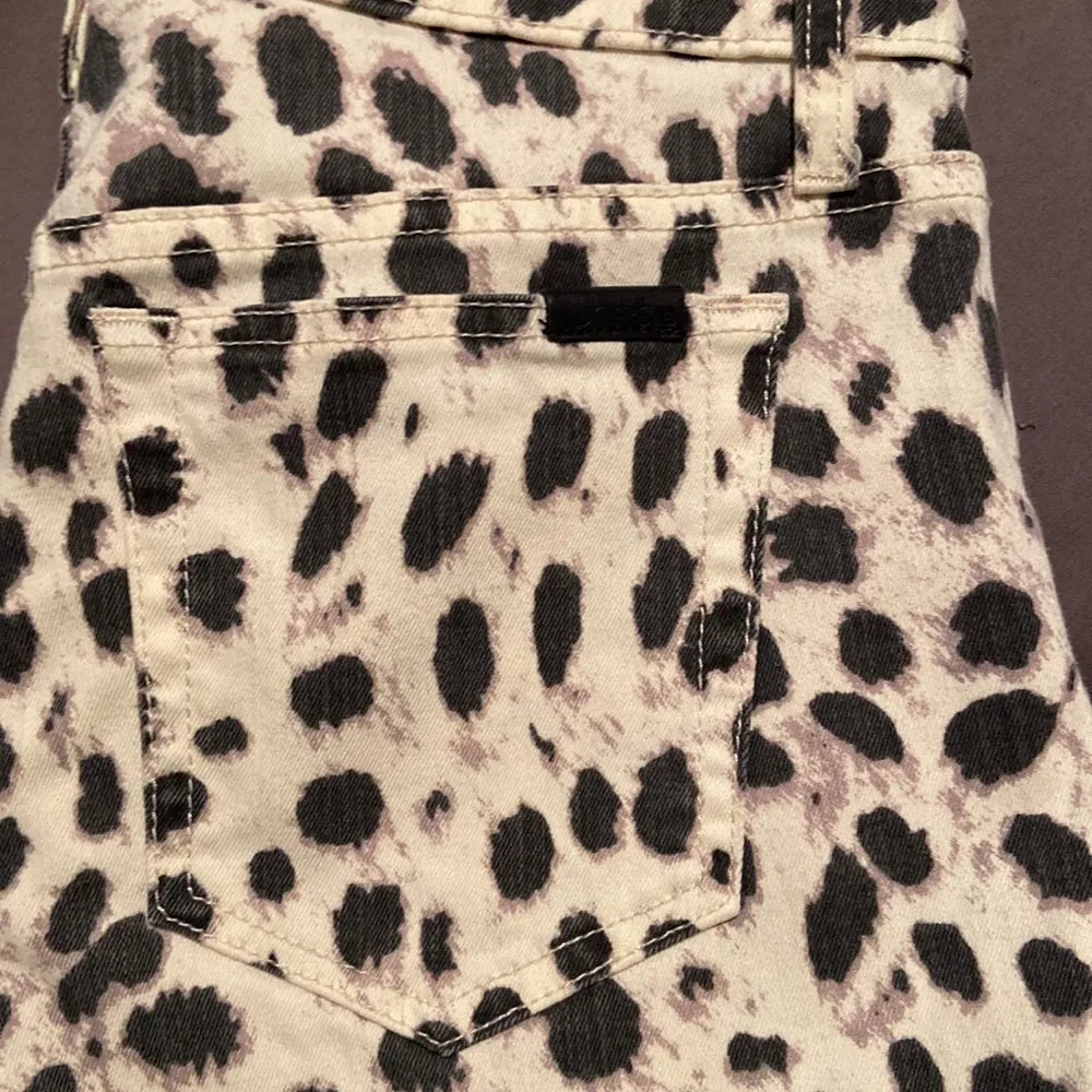 Joe’s Jeans The Charlie Leopard Skinny Ankle Jeans - Image 2