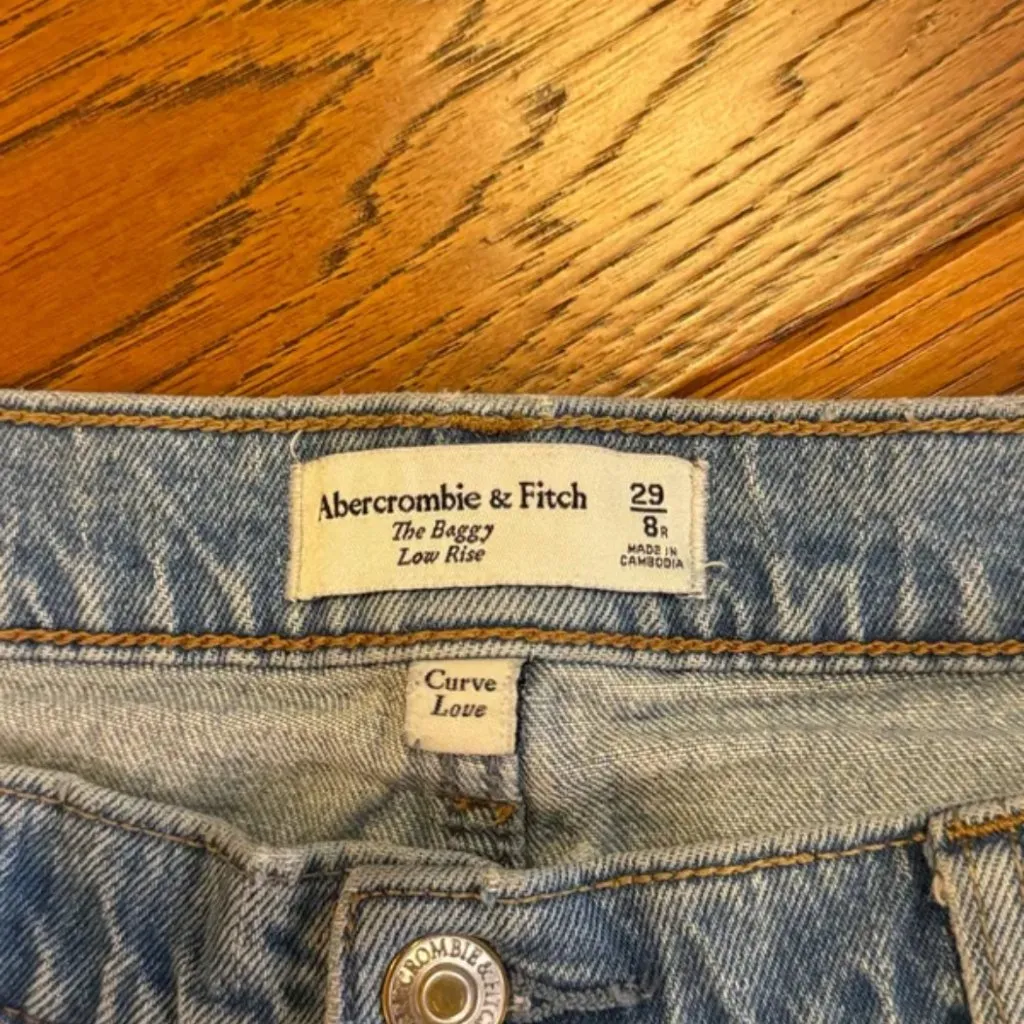 Abercrombie & Fitch Curve Love low rise baggy Jeans size 29 - Image 6