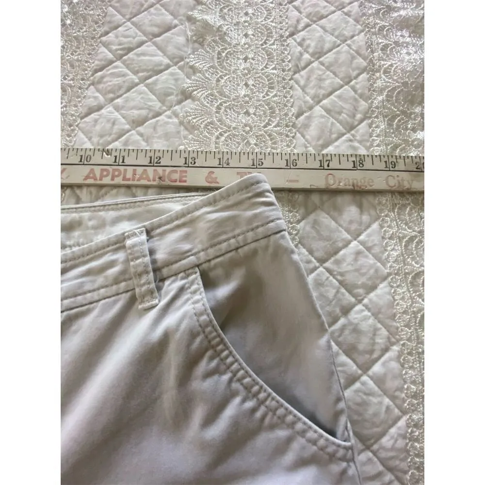Dockers Capris Beige Casual Pants Flat Front Size 8 - Image 10