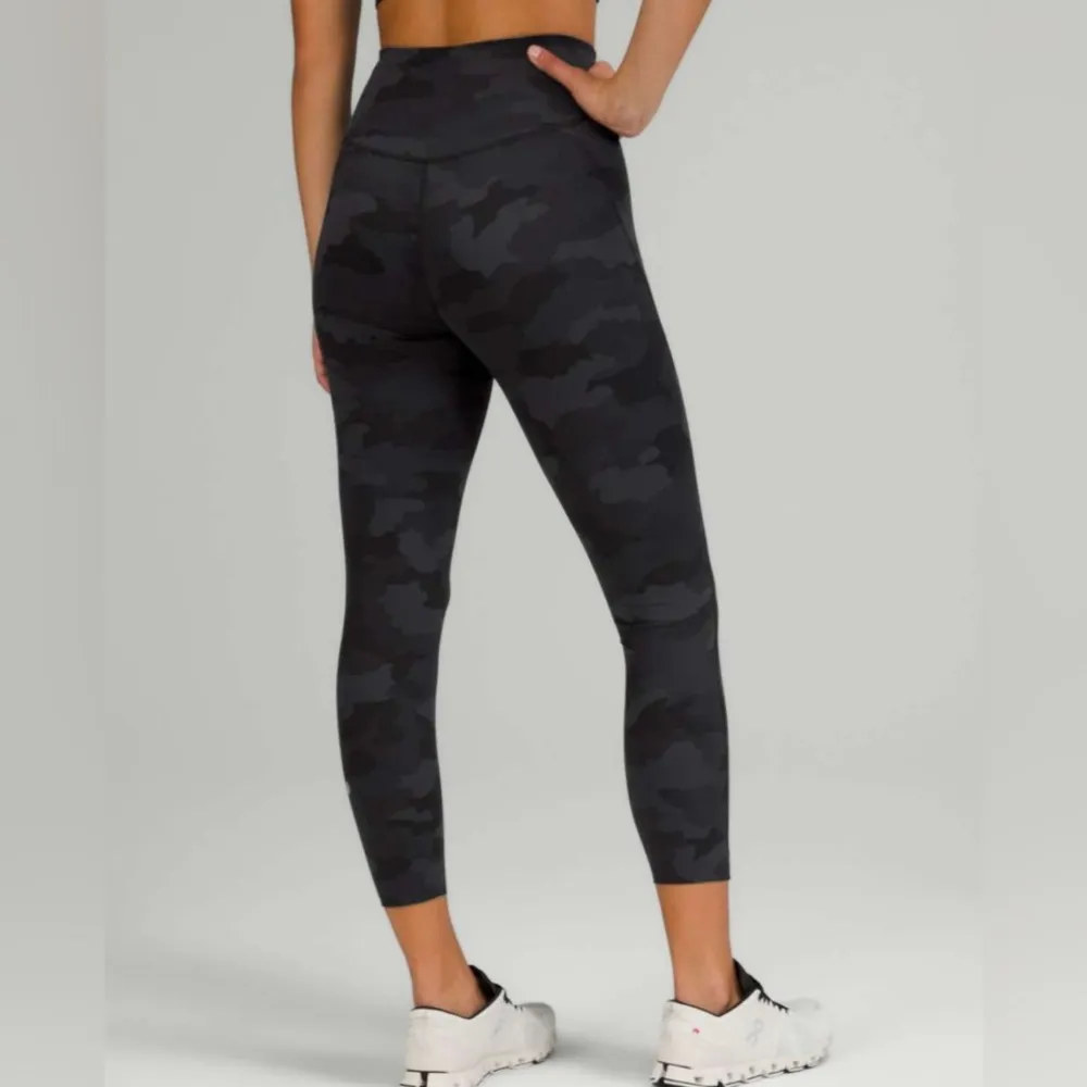 Lululemon Base Pace High-Rise Crop Legging 23” Size 2 - Image 2