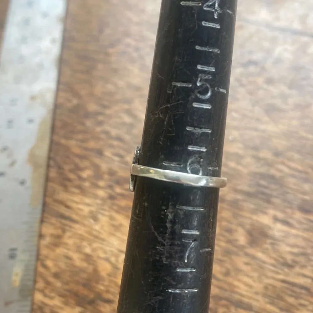 Sterling silver design ring - Image 3