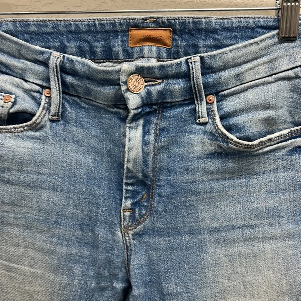 Mother The Looker Ankle Fray Jeans in Love Gun 26 - Image 2