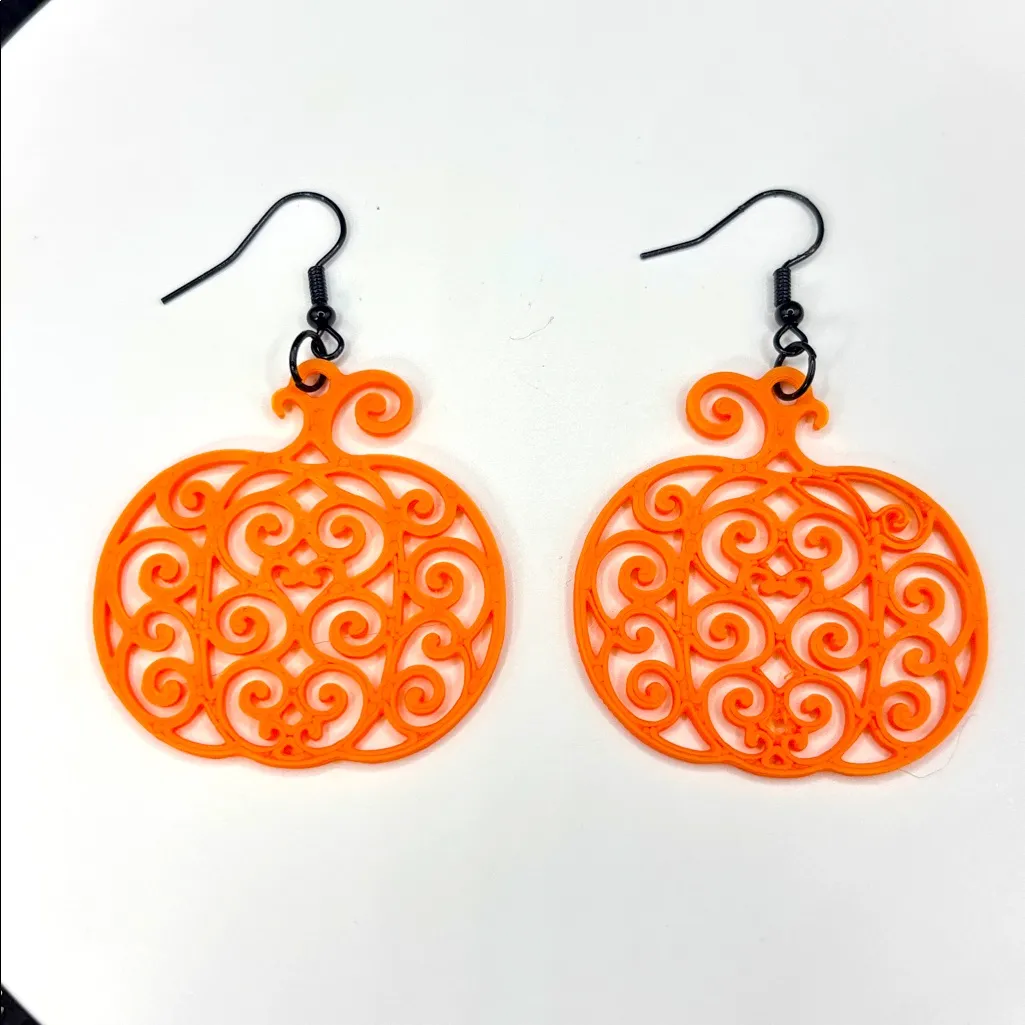 Cute Pumpkin Dangle Earrings – Fall & Halloween Black - Image 3
