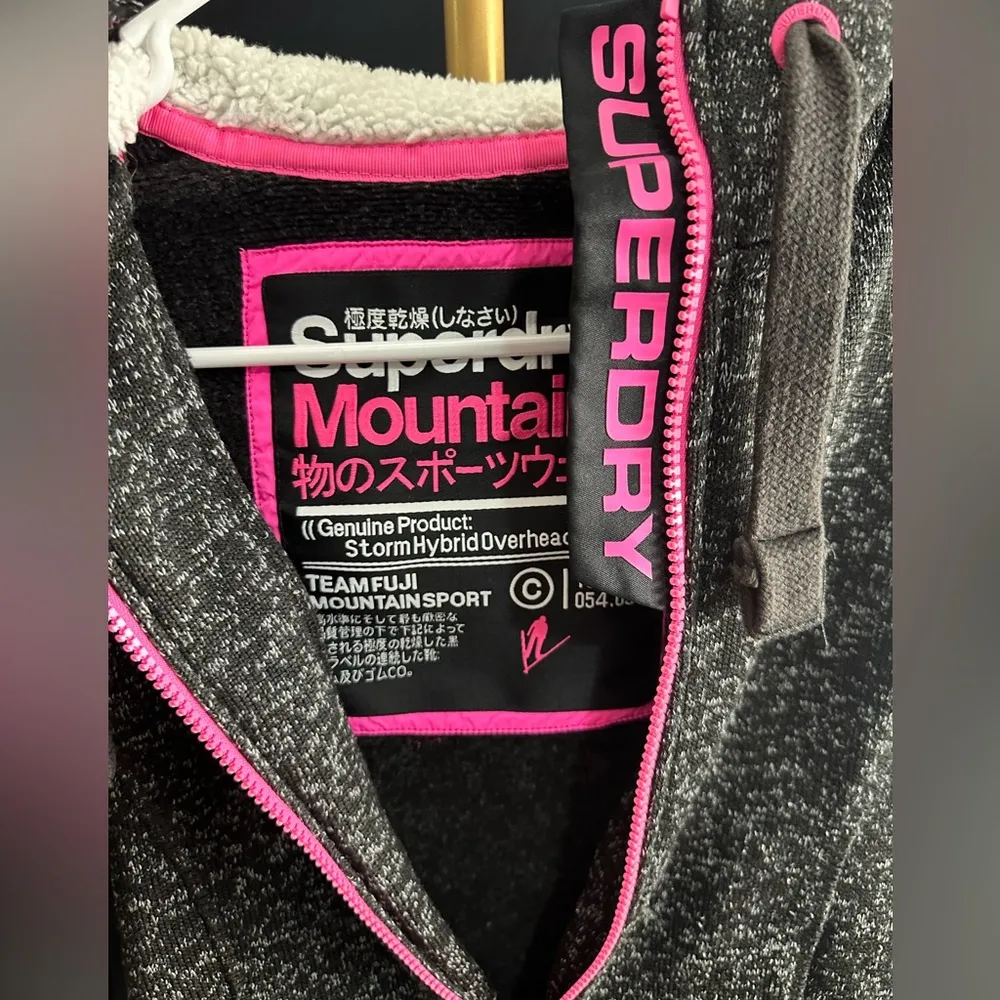 Superdry zip up sweater hoodie coat pink accents size 2 - Image 3