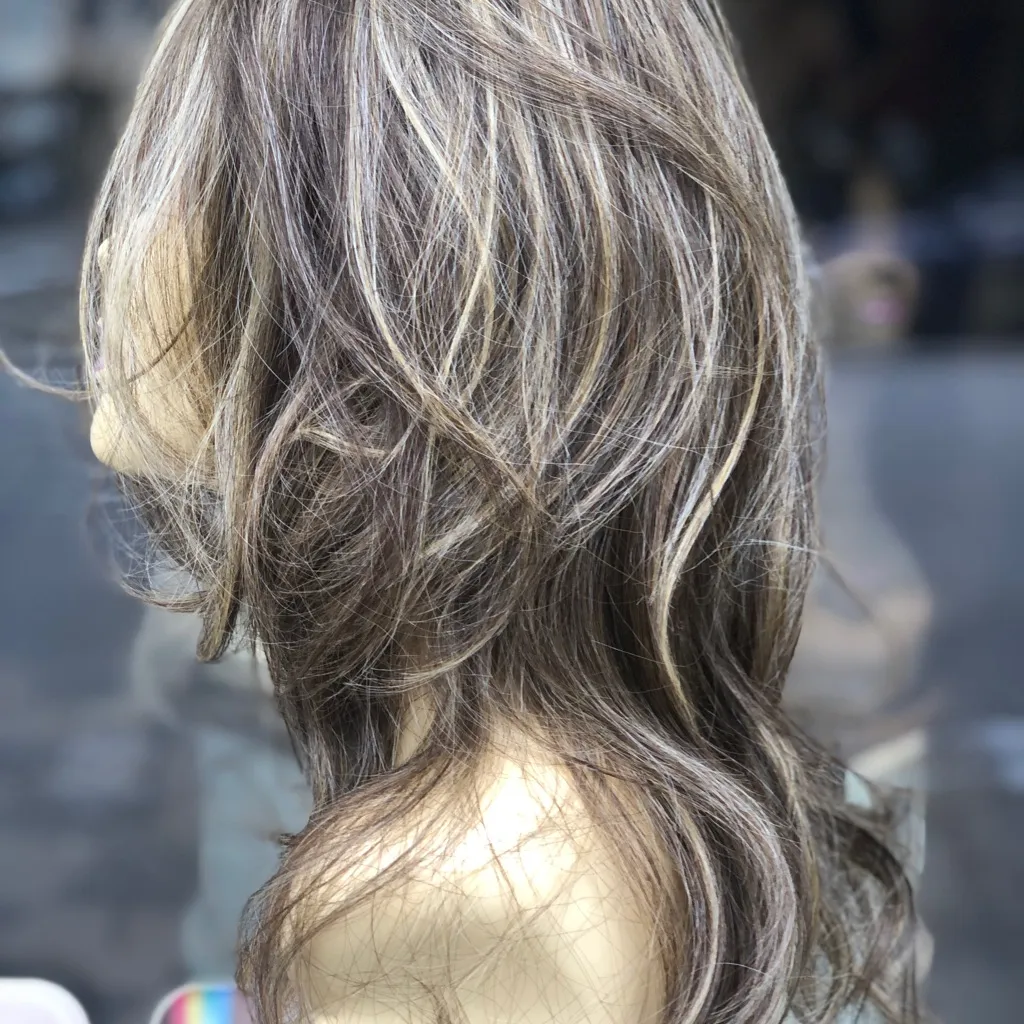 Dirty Blonde Long Lacefront Wig 2020 Hairstyle - Image 3