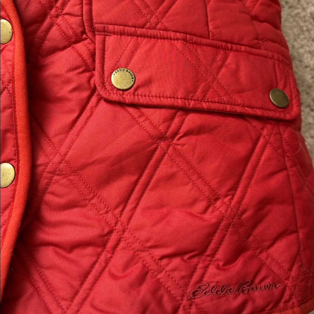 Eddie Bauer: Red Quilted Vest with Button Closure - Image 6