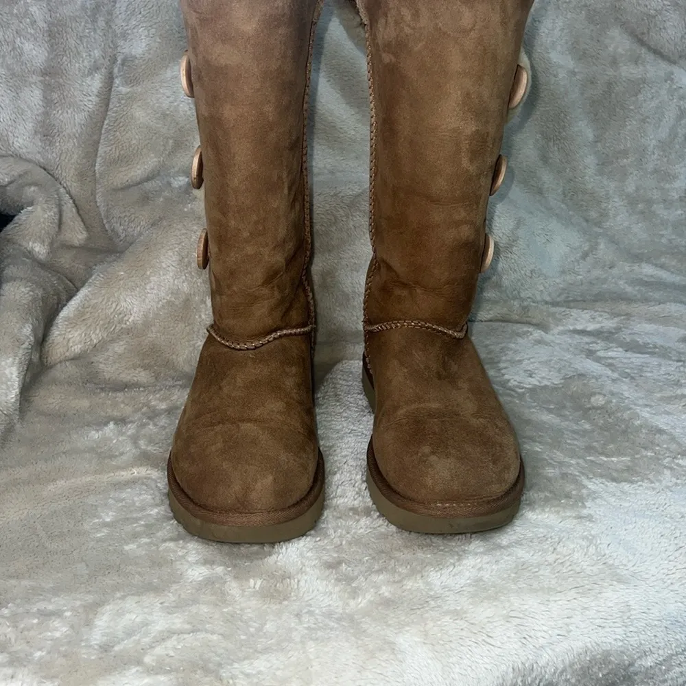 UGG Tan Winter Boots‎ with Plush Lining - Image 14