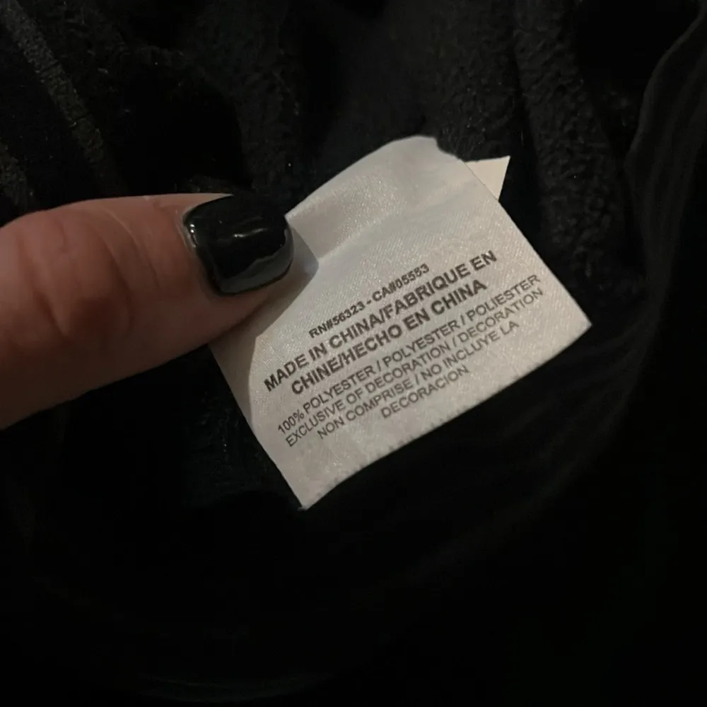 Like new Nike dri fit black pants with pockets - Image 6