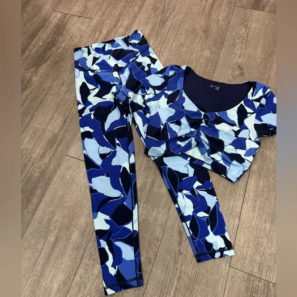 AERIE real me 7/8 leggings and sport bra 🌻Stylish Blue Patterned set - Image 11