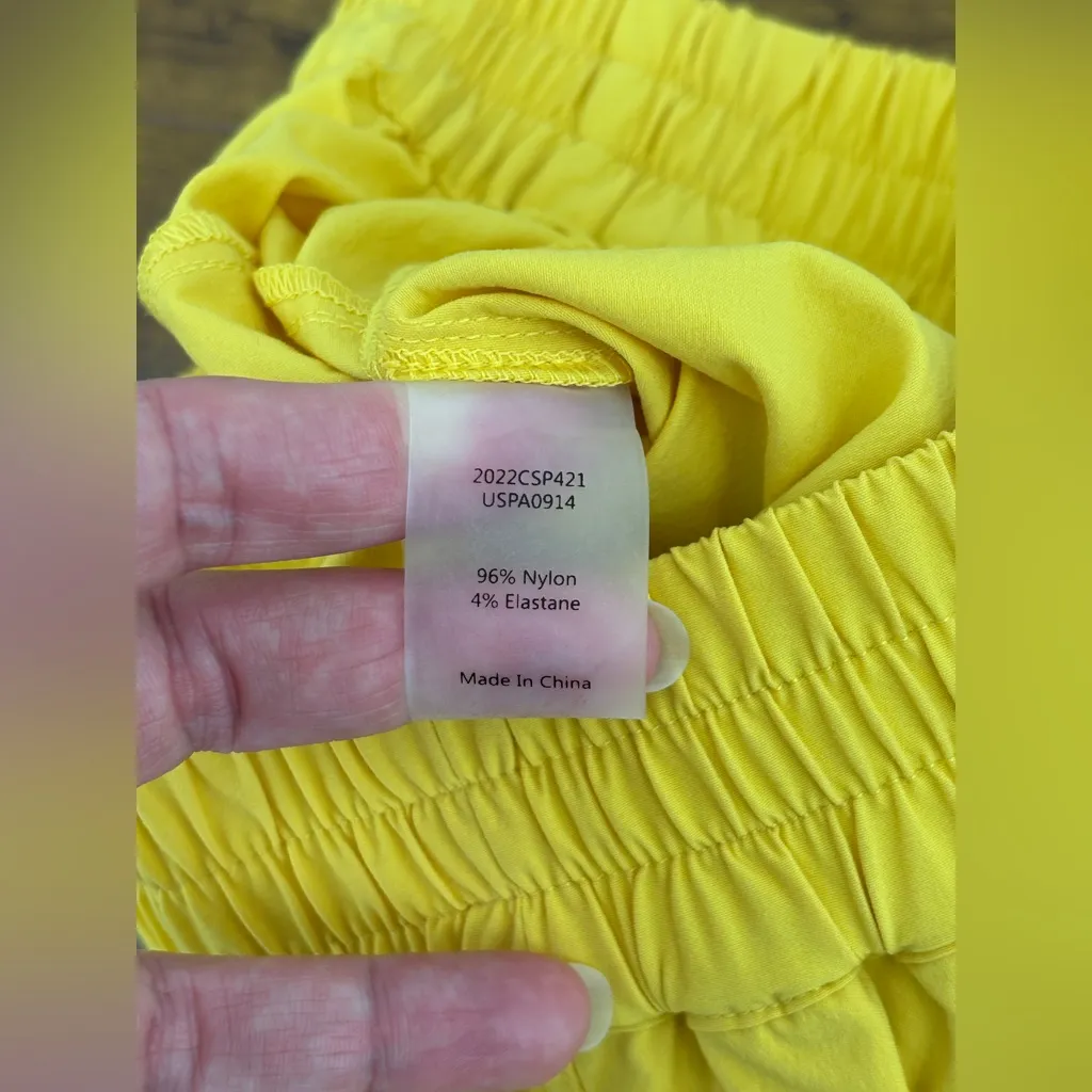 NWT Universal Standard Sunny Yellow High Waist Shorts Women's 4XS (00-0 / XS) - Image 4