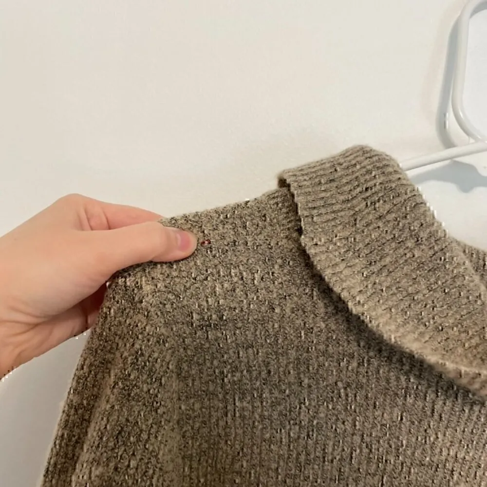 CALVIN KLEIN Beige Tan Black Chunky Knit Cable Knit Diamond Cowl Neck Sweater S - Image 15