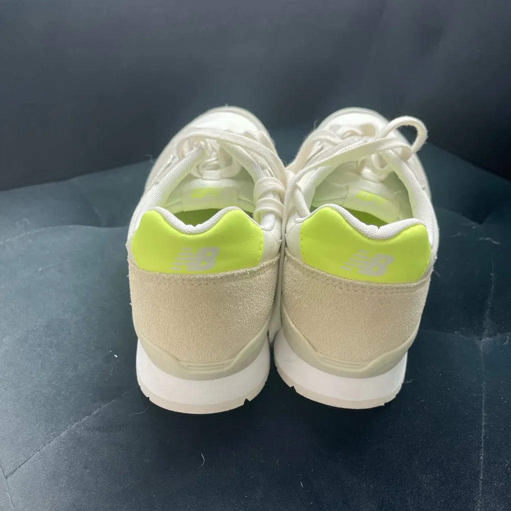 NWOT NEW BALANCE 696 CLASSIC YELLOW GREY  SUEDE SNEAKERS US WOMEN 8.5 - Image 5