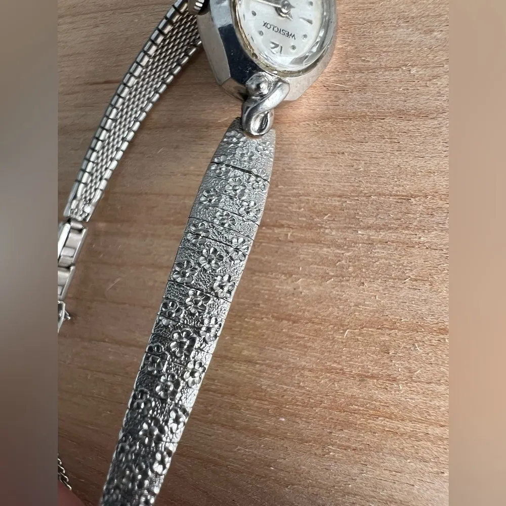 Westclox Ladies Watch Vintage 21 Jewels Rare 10K Gold Filled Bracelet - Image 3