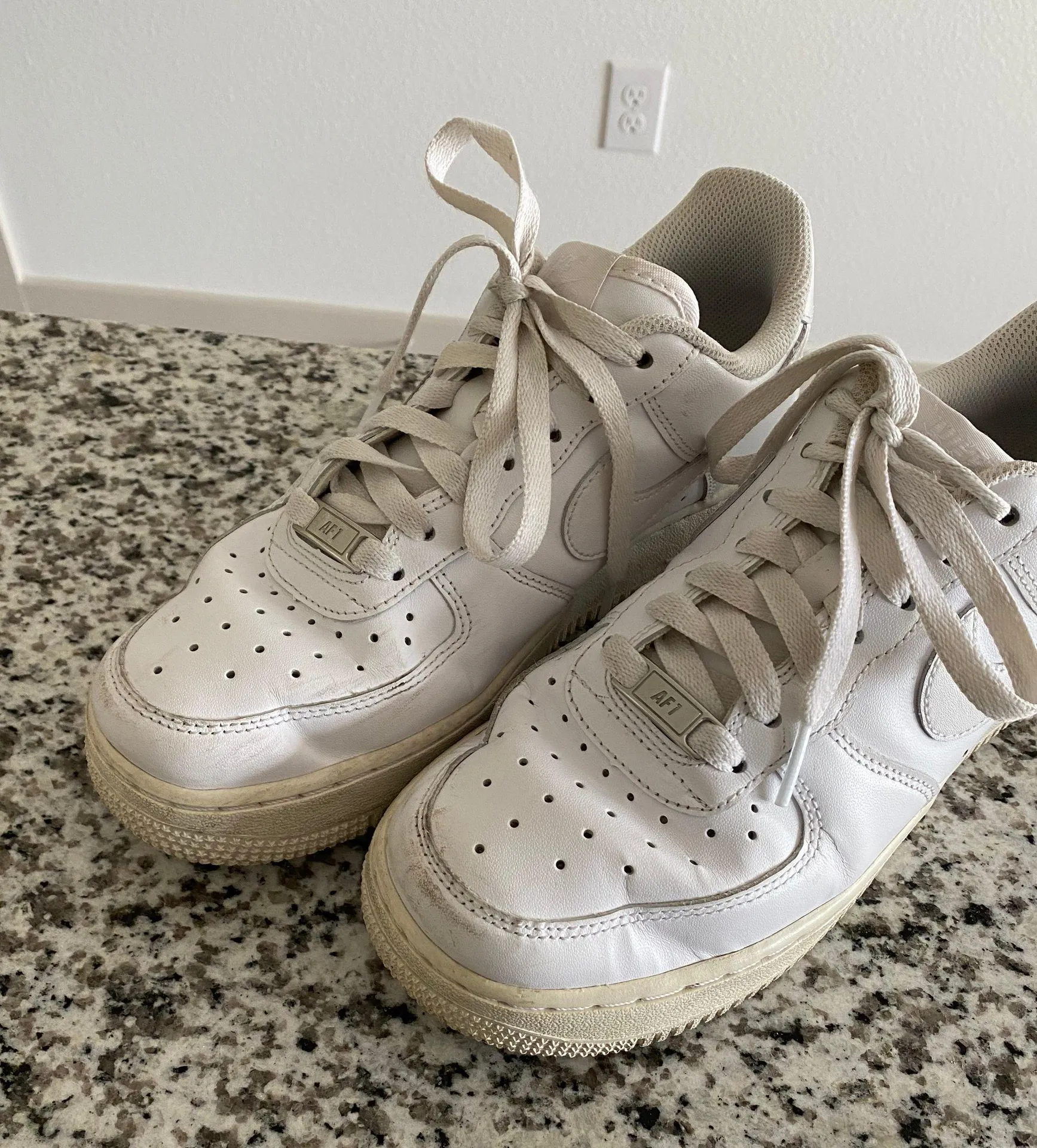 Nike AirForce1 07 LE Low - Image 3