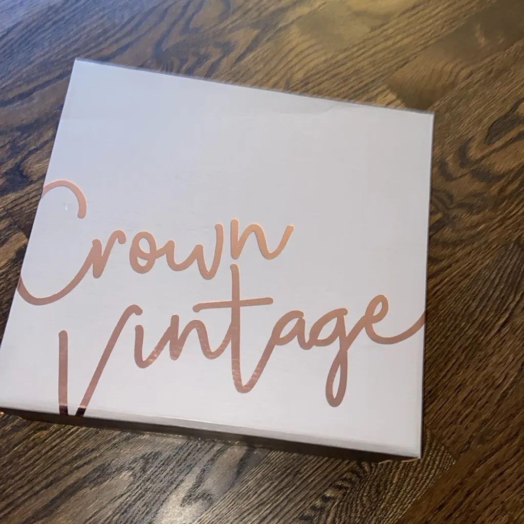 Crown Vintage Women's Black Chunky Holliss Zipper Lace - Image 9