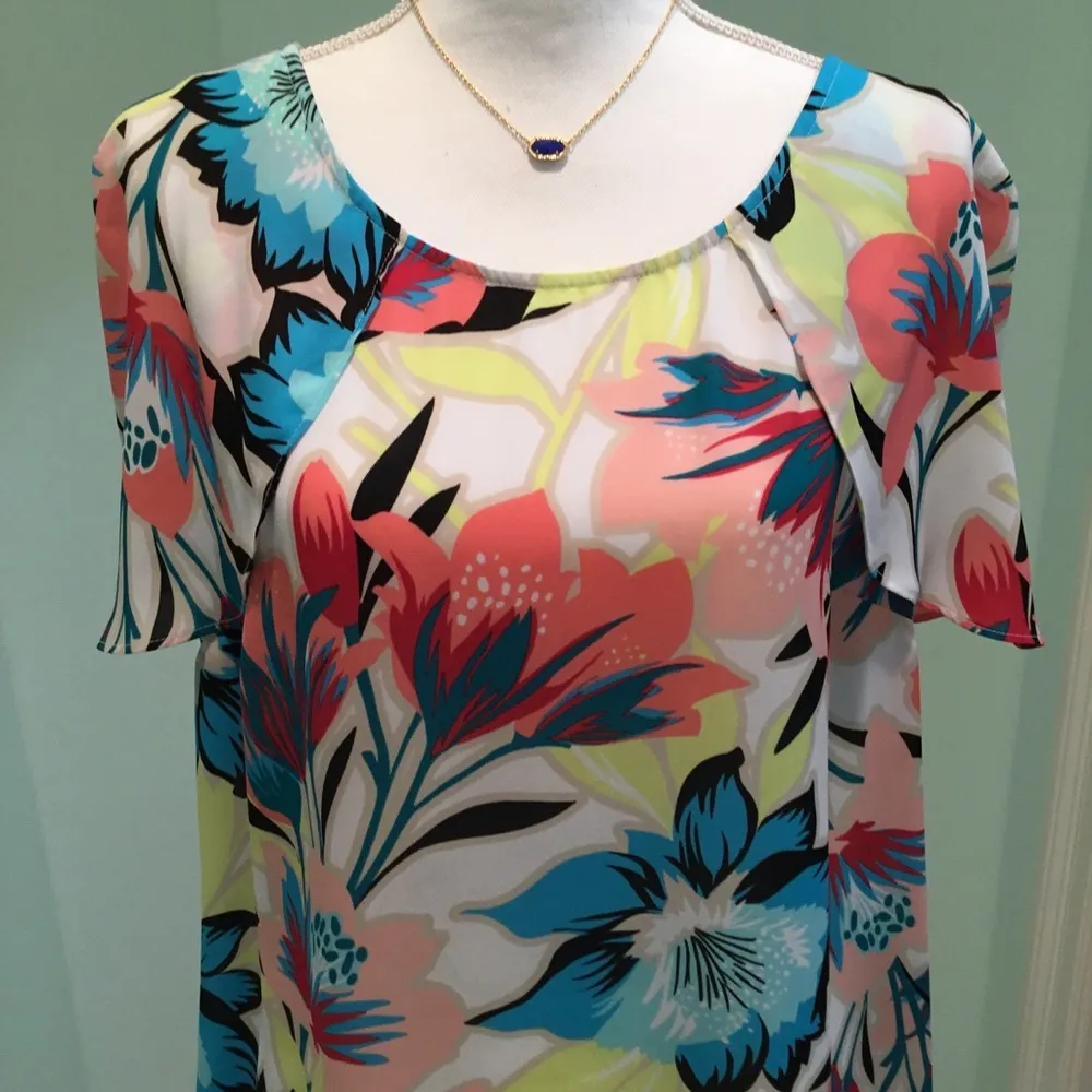 Worthington Petite Floral Hibiscus Top Blouse PXL - Image 2