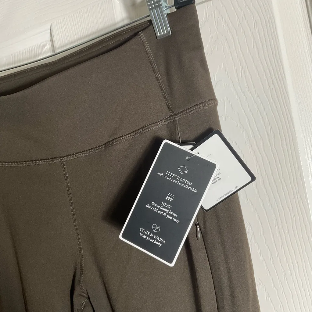 Laundry by Shelli Segal | Power Sculpt Flare Leggings size large - Image 4