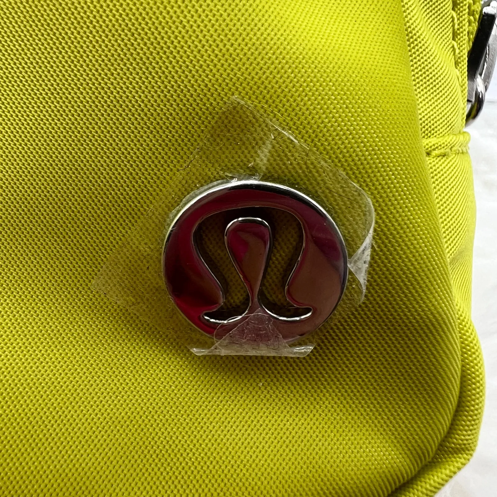 Lululemon Everywhere Belt Bag Neon Green Chartreuse Fanny Pack Rare Color Y2K - Image 2