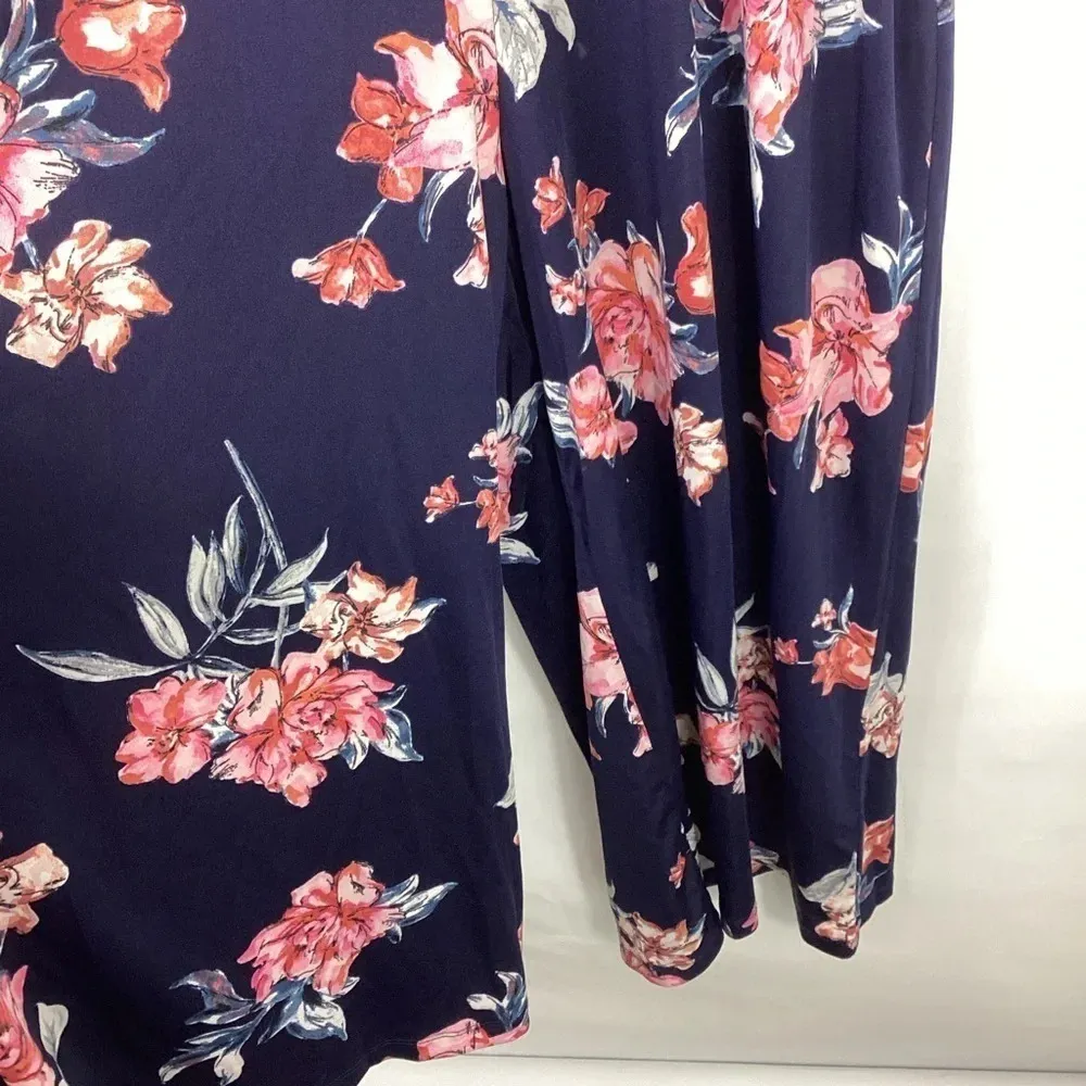 Sandra Darren Floral Cropped Jumpsuit Size Medium NWT - Image 6
