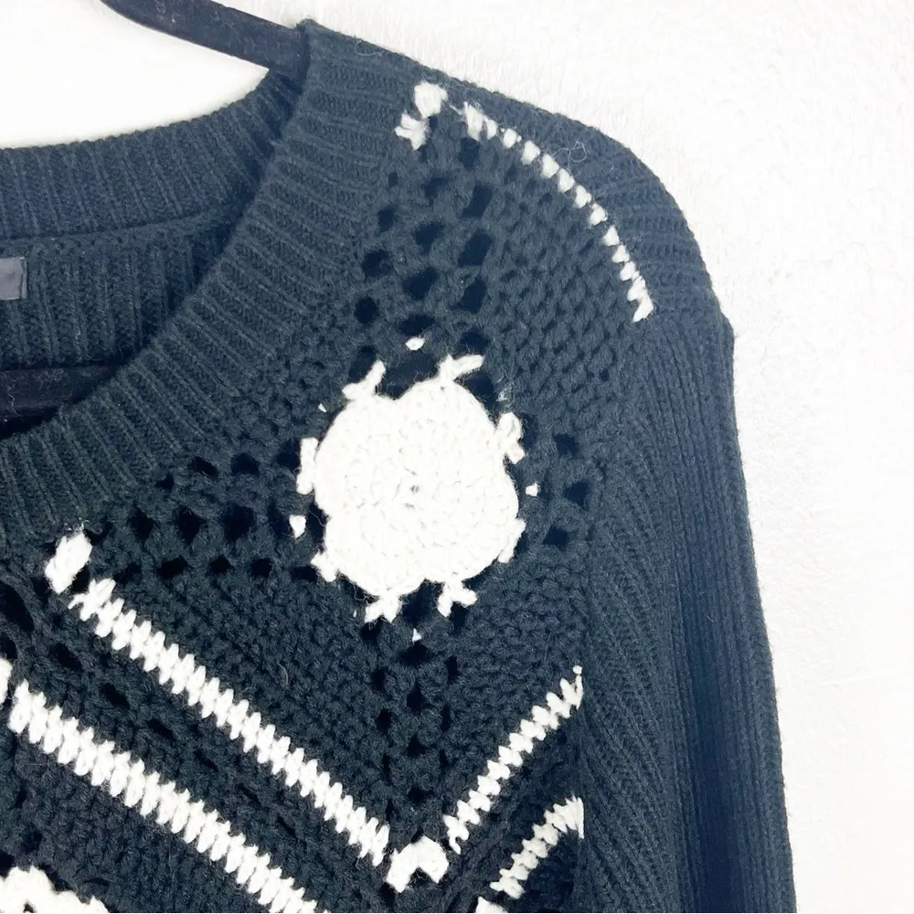 BOSTON PROPER Black White Crochet Knit Ribbed Long Sleeves Sweater, Size Small - Image 4