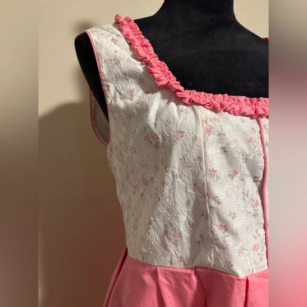 NWT Scarlet Darkness Pink and White Square Neckline Floral Dress size large - Image 3