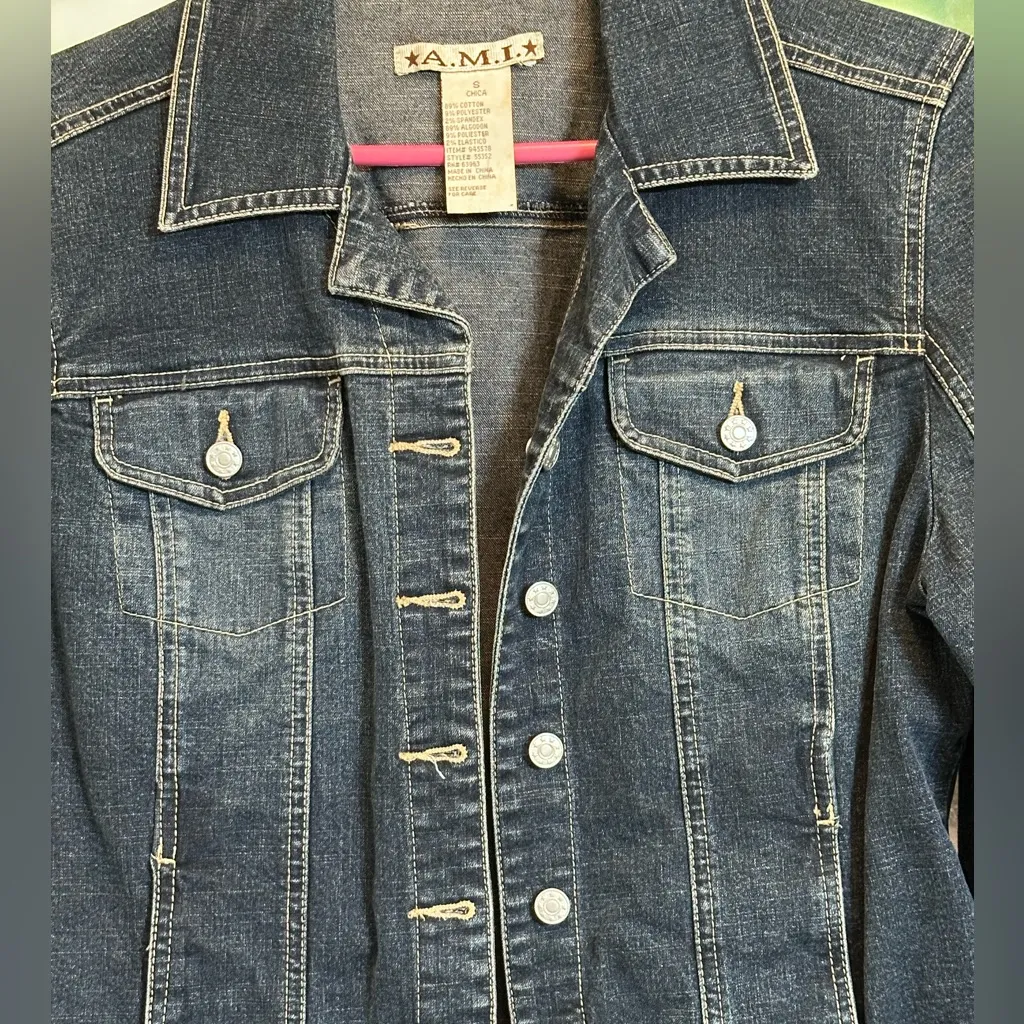 Vintage Women’s A.M.I. Blue Denim Small Jacket - Image 4