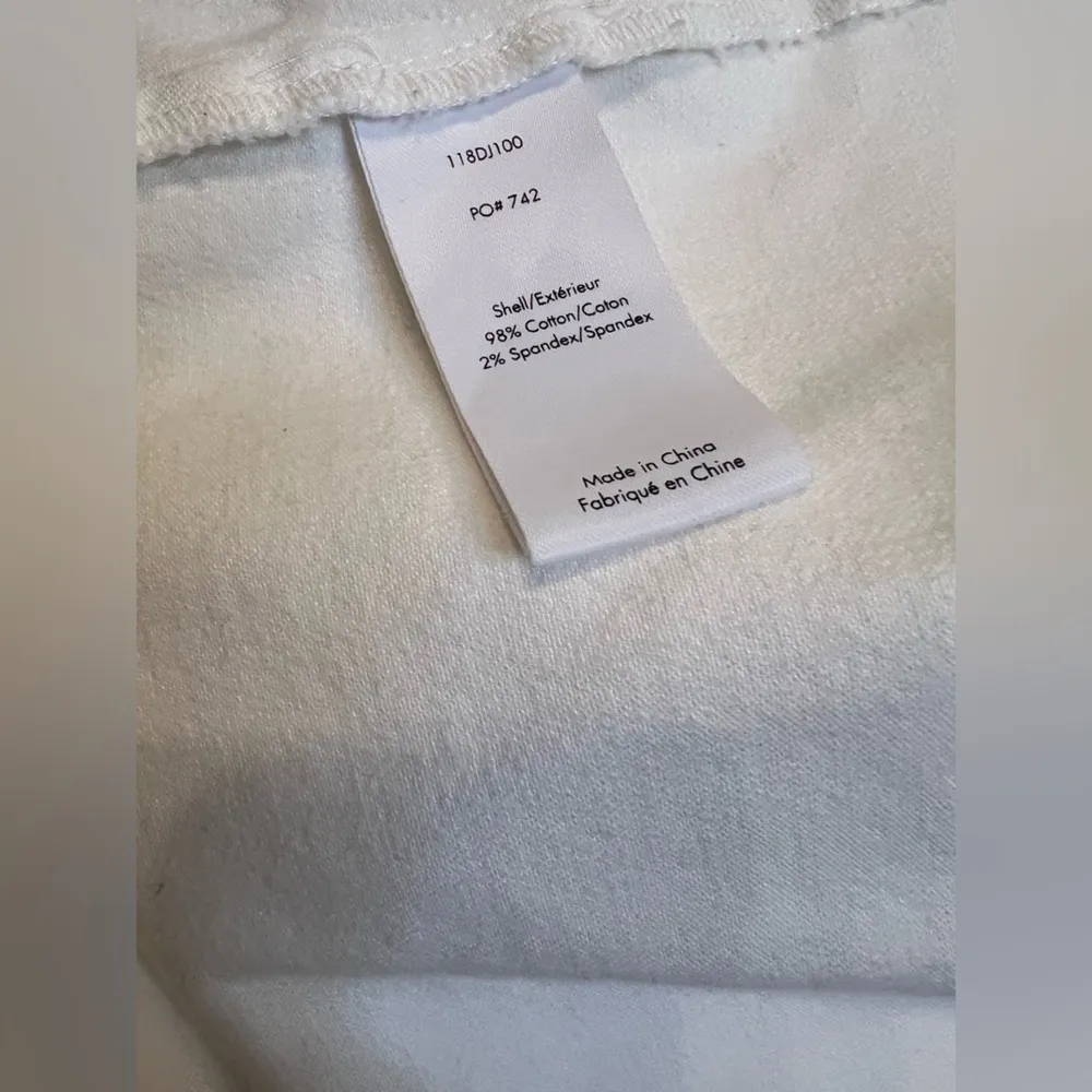 Elizabeth and James Branson Boxy Cropped White Jean Jacket Size XS - Image 3