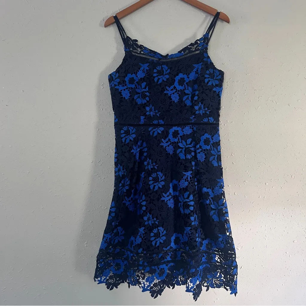 T Tahari Lucile Dress Blue Black Floral Lace Mini Dress Formal Wedding Guest 8 - Image 2