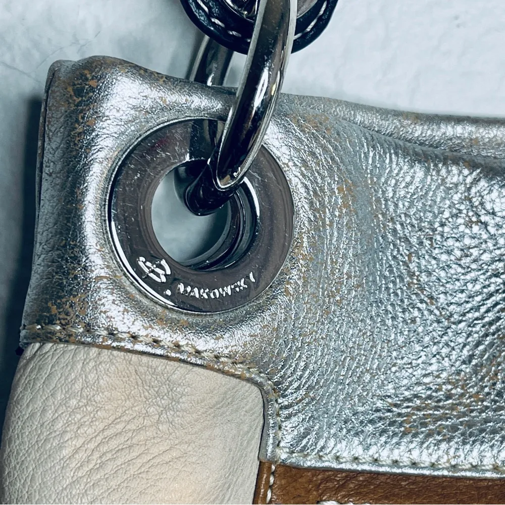 B. MAKOWSKY Metallic Tan Brown & Black Leather Snap Shoulder Bag Purse - Image 4