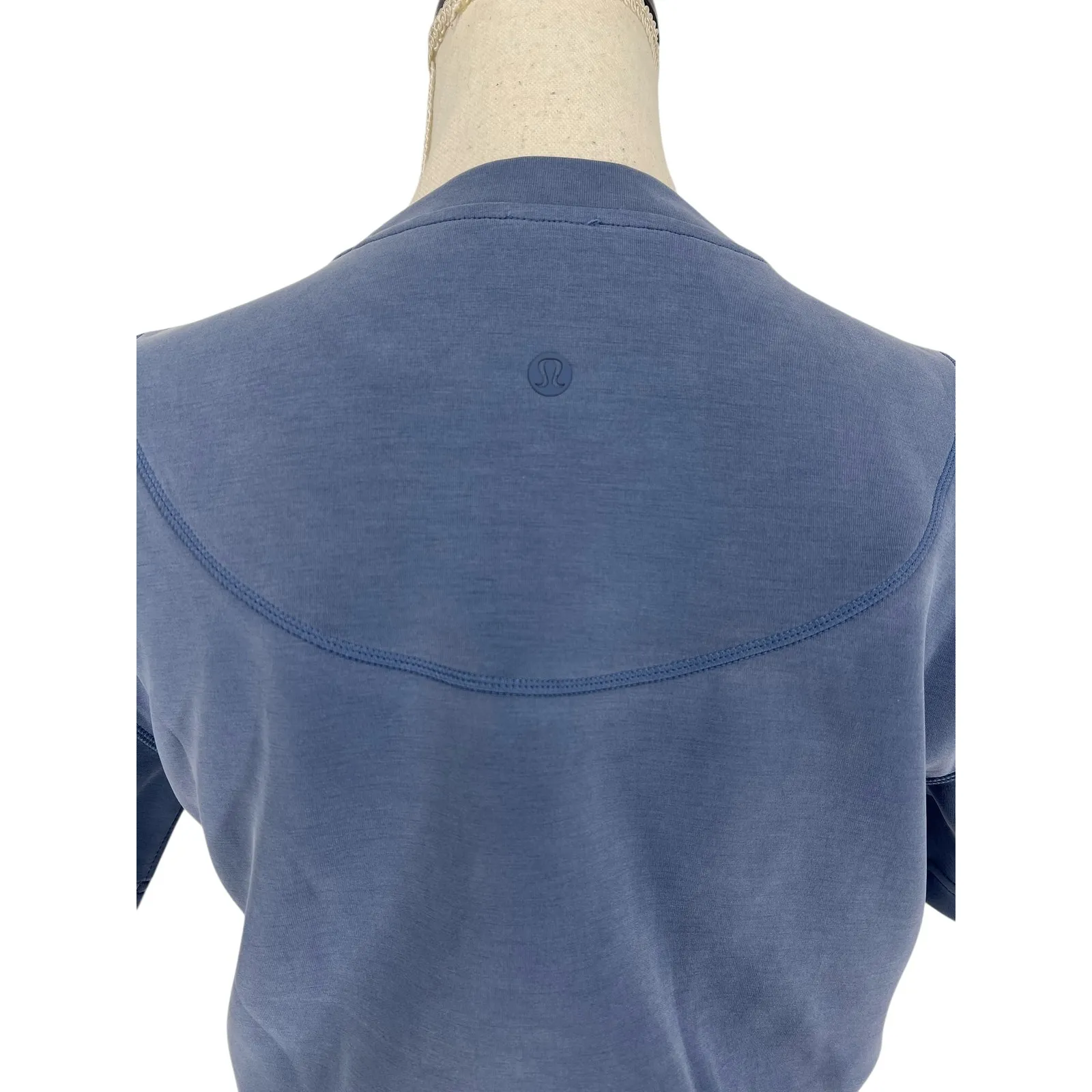 Lululemon Softstreme Gathered Tee in Blue - Image 9