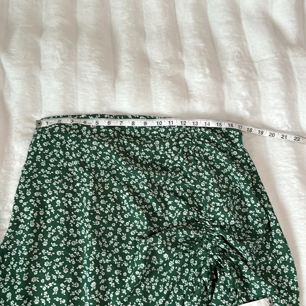 SHEIN 1X floral skirt - Image 5