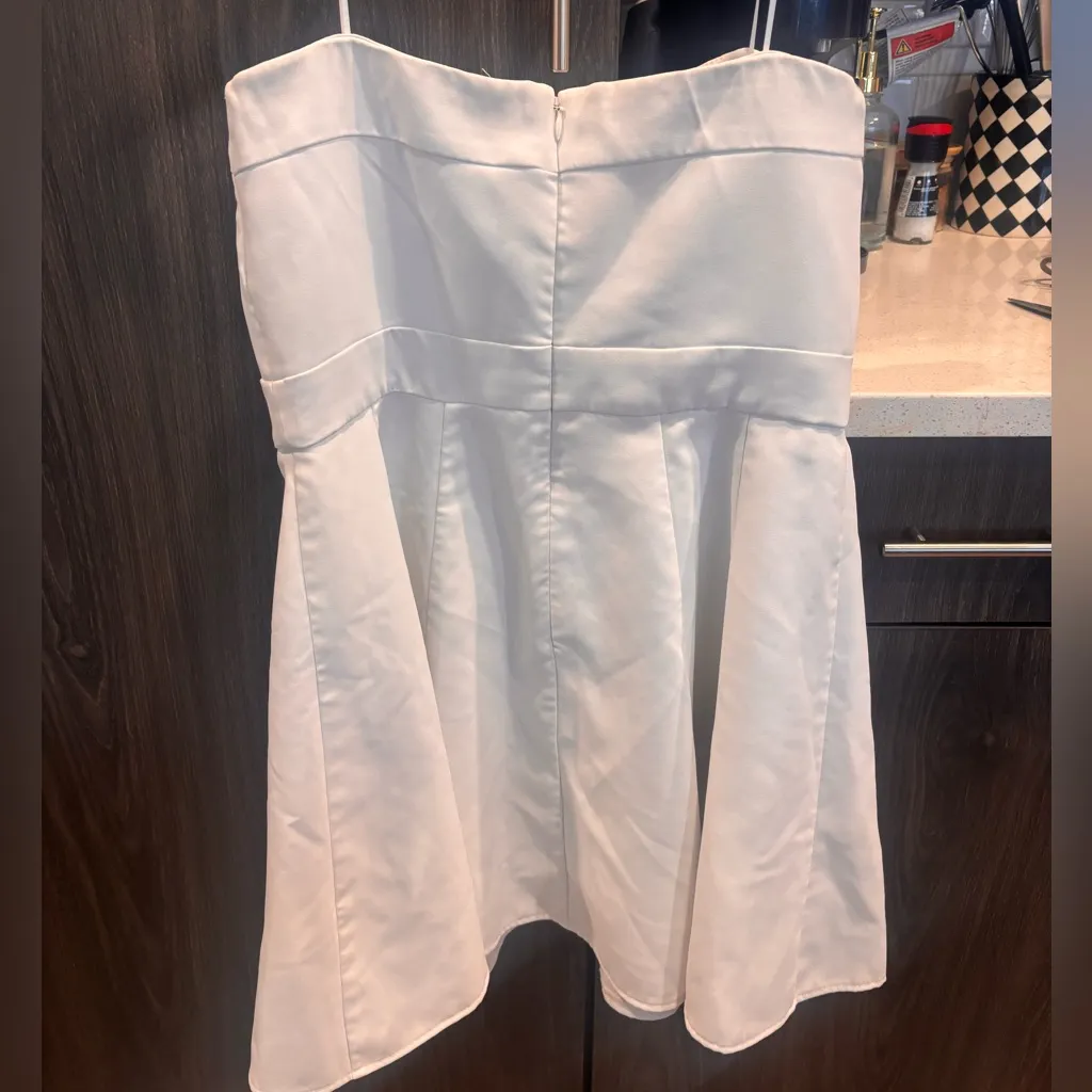 REVOLVE Amanda Uprichard Size Large dress. Like new! - Image 2