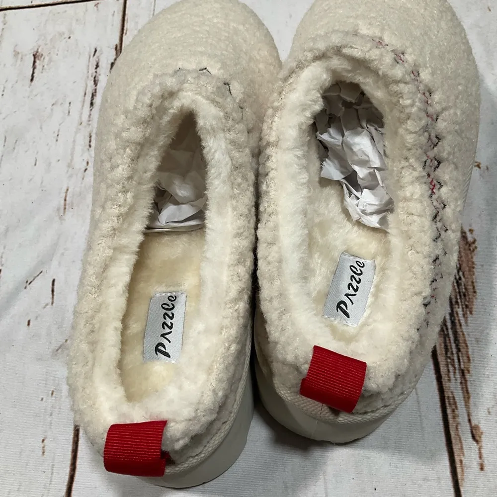 NWOT PAZZLE SLIP ON SLIPPERS PLATFORM SOLE FAUX FUR LINING BOOTIES NUDE/CREAM - Image 8