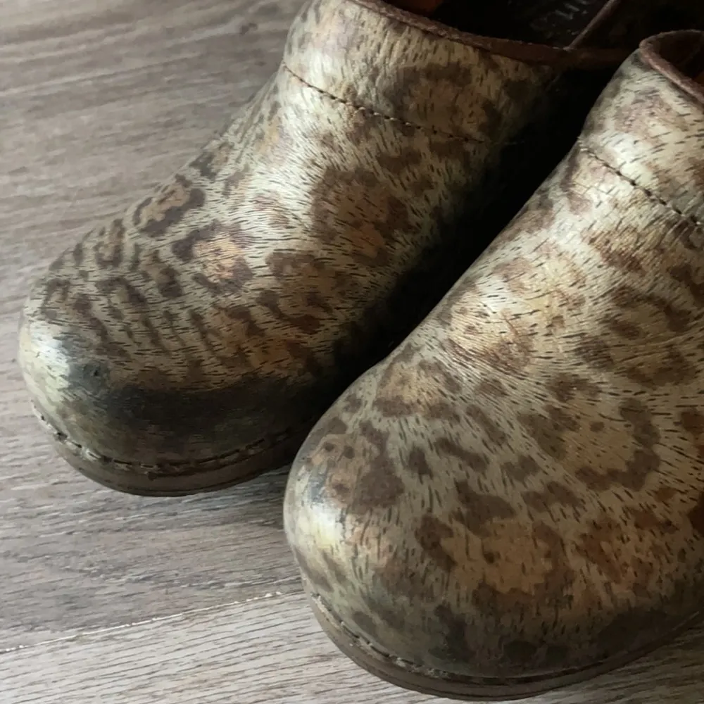 Sanita Leopard Print Clogs Size 38 (US 7 - Image 12